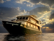 black manta dive vessel