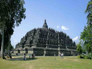 built between AD 750 and 842: 300 years before Angkor Wat